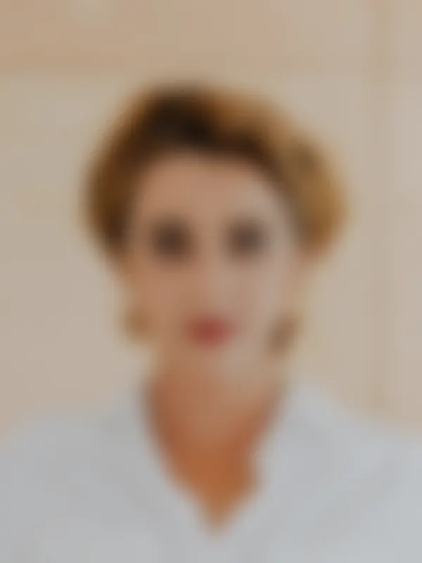 Blurred illustrative portrait, does not depict Kati I.